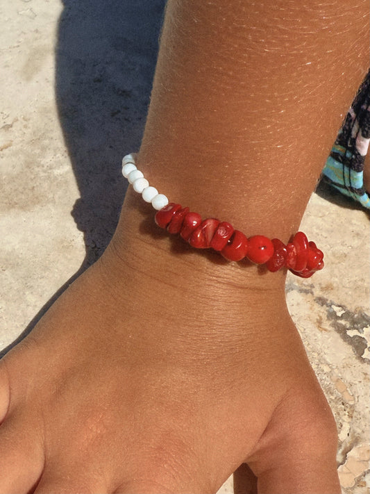 the twin bracelet in tanline