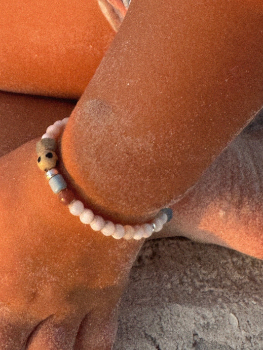 the collector bracelet in vanilla