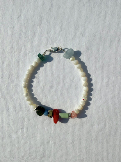 the collector bracelet in vanilla